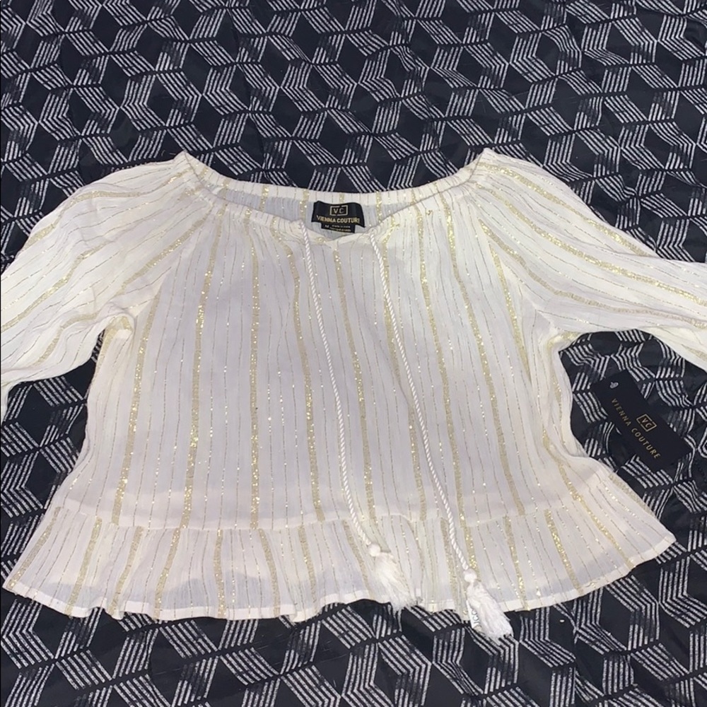 Off the shoulder golfs striped top